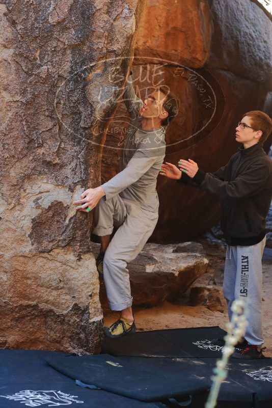 Bouldering in Hueco Tanks on 01/19/2020 with Blue Lizard Climbing and Yoga
Filename: SRM_20200119_1300060.jpg
Aperture: f/3.5
Shutter Speed: 1/320
Body: Canon EOS-1D Mark II
Lens: Canon EF 50mm f/1.8 II