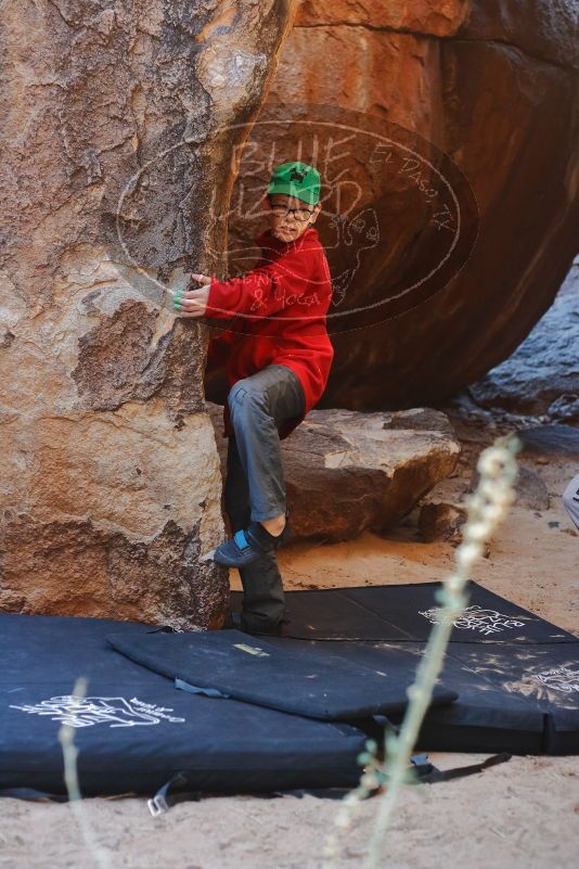 Bouldering in Hueco Tanks on 01/19/2020 with Blue Lizard Climbing and Yoga
Filename: SRM_20200119_1302470.jpg
Aperture: f/2.8
Shutter Speed: 1/320
Body: Canon EOS-1D Mark II
Lens: Canon EF 50mm f/1.8 II