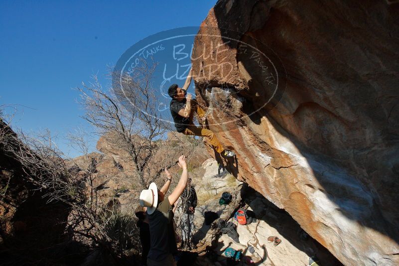 Bouldering in Hueco Tanks on 01/19/2020 with Blue Lizard Climbing and Yoga
Filename: SRM_20200119_1603300.jpg
Aperture: f/8.0
Shutter Speed: 1/640
Body: Canon EOS-1D Mark II
Lens: Canon EF 16-35mm f/2.8 L