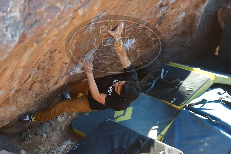 Bouldering in Hueco Tanks on 01/19/2020 with Blue Lizard Climbing and Yoga
Filename: SRM_20200119_1726220.jpg
Aperture: f/3.2
Shutter Speed: 1/320
Body: Canon EOS-1D Mark II
Lens: Canon EF 50mm f/1.8 II