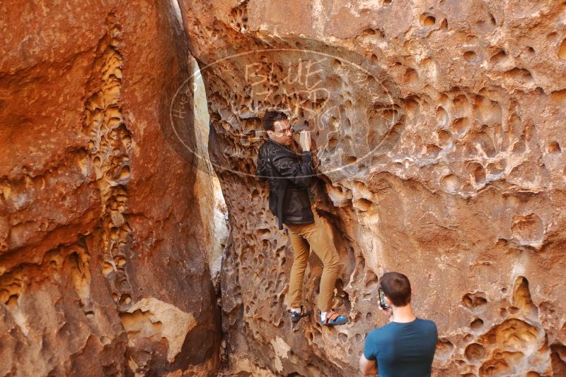 Bouldering in Hueco Tanks on 01/26/2020 with Blue Lizard Climbing and Yoga
Filename: SRM_20200126_1318010.jpg
Aperture: f/2.8
Shutter Speed: 1/125
Body: Canon EOS-1D Mark II
Lens: Canon EF 50mm f/1.8 II