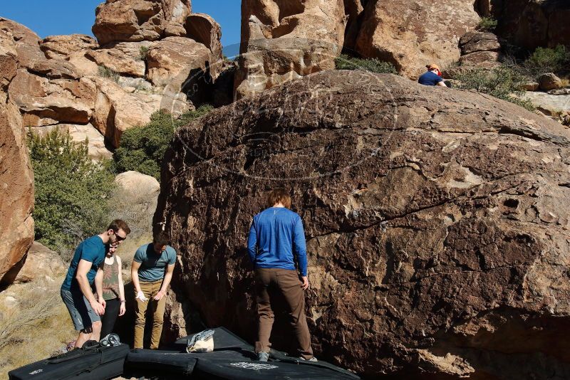 Bouldering in Hueco Tanks on 01/26/2020 with Blue Lizard Climbing and Yoga
Filename: SRM_20200126_1448251.jpg
Aperture: f/9.0
Shutter Speed: 1/400
Body: Canon EOS-1D Mark II
Lens: Canon EF 16-35mm f/2.8 L