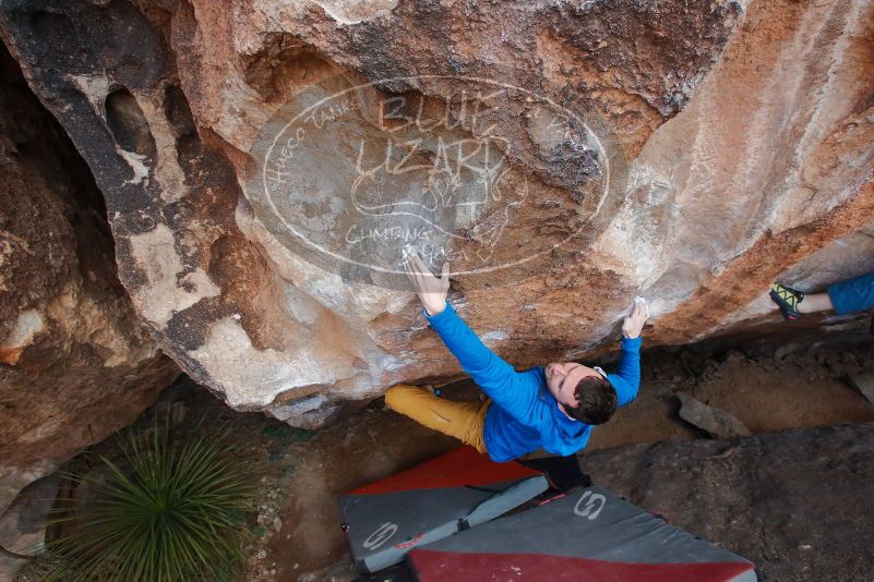 Bouldering in Hueco Tanks on 01/27/2020 with Blue Lizard Climbing and Yoga
Filename: SRM_20200127_1110440.jpg
Aperture: f/6.3
Shutter Speed: 1/250
Body: Canon EOS-1D Mark II
Lens: Canon EF 16-35mm f/2.8 L