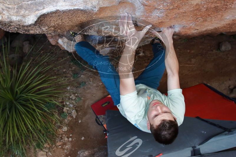 Bouldering in Hueco Tanks on 01/27/2020 with Blue Lizard Climbing and Yoga

Filename: SRM_20200127_1114271.jpg
Aperture: f/5.6
Shutter Speed: 1/250
Body: Canon EOS-1D Mark II
Lens: Canon EF 16-35mm f/2.8 L