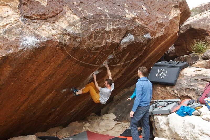 Bouldering in Hueco Tanks on 01/27/2020 with Blue Lizard Climbing and Yoga

Filename: SRM_20200127_1238160.jpg
Aperture: f/5.0
Shutter Speed: 1/250
Body: Canon EOS-1D Mark II
Lens: Canon EF 16-35mm f/2.8 L