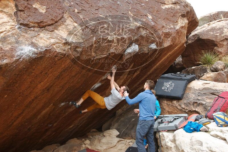 Bouldering in Hueco Tanks on 01/27/2020 with Blue Lizard Climbing and Yoga
Filename: SRM_20200127_1238180.jpg
Aperture: f/5.6
Shutter Speed: 1/250
Body: Canon EOS-1D Mark II
Lens: Canon EF 16-35mm f/2.8 L