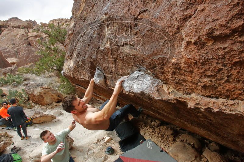 Bouldering in Hueco Tanks on 01/27/2020 with Blue Lizard Climbing and Yoga
Filename: SRM_20200127_1255530.jpg
Aperture: f/11.0
Shutter Speed: 1/250
Body: Canon EOS-1D Mark II
Lens: Canon EF 16-35mm f/2.8 L