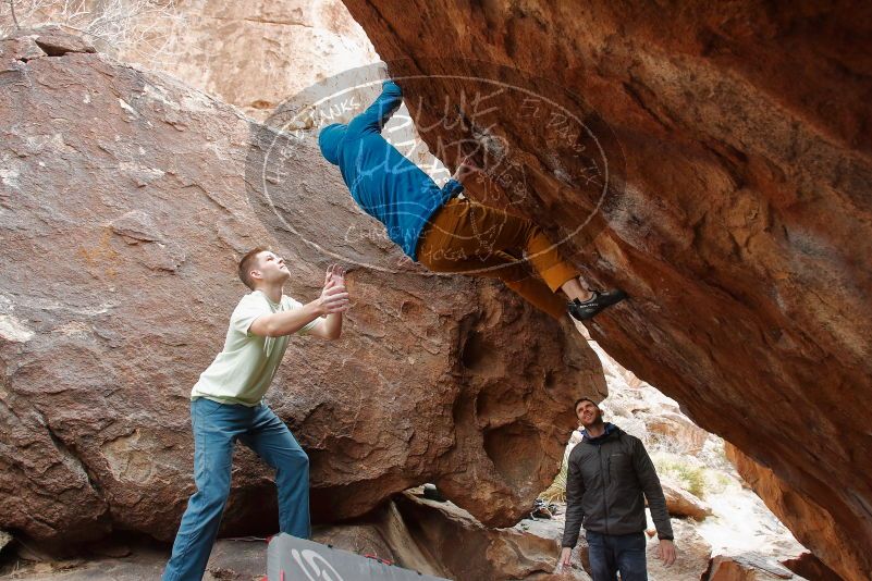 Bouldering in Hueco Tanks on 01/27/2020 with Blue Lizard Climbing and Yoga
Filename: SRM_20200127_1409211.jpg
Aperture: f/5.0
Shutter Speed: 1/250
Body: Canon EOS-1D Mark II
Lens: Canon EF 16-35mm f/2.8 L