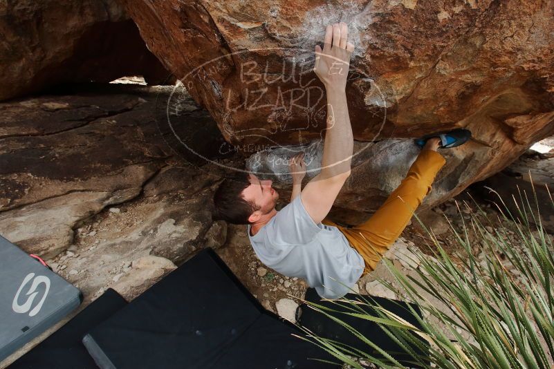 Bouldering in Hueco Tanks on 01/27/2020 with Blue Lizard Climbing and Yoga

Filename: SRM_20200127_1507260.jpg
Aperture: f/6.3
Shutter Speed: 1/250
Body: Canon EOS-1D Mark II
Lens: Canon EF 16-35mm f/2.8 L