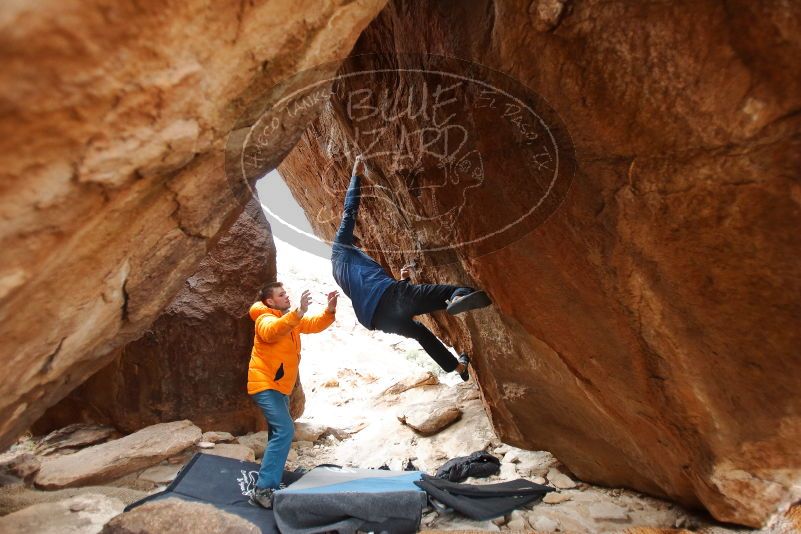 Bouldering in Hueco Tanks on 01/27/2020 with Blue Lizard Climbing and Yoga
Filename: SRM_20200127_1523290.jpg
Aperture: f/2.8
Shutter Speed: 1/250
Body: Canon EOS-1D Mark II
Lens: Canon EF 16-35mm f/2.8 L