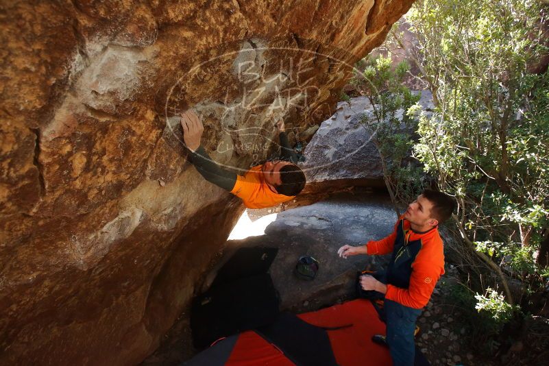 Bouldering in Hueco Tanks on 01/29/2020 with Blue Lizard Climbing and Yoga

Filename: SRM_20200129_1214330.jpg
Aperture: f/5.0
Shutter Speed: 1/250
Body: Canon EOS-1D Mark II
Lens: Canon EF 16-35mm f/2.8 L