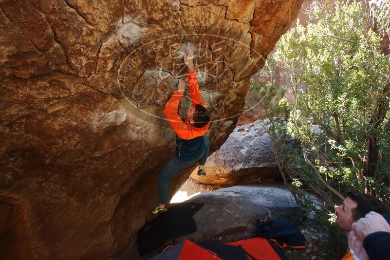 Bouldering in Hueco Tanks on 01/29/2020 with Blue Lizard Climbing and Yoga
Filename: SRM_20200129_1222220.jpg
Aperture: f/5.0
Shutter Speed: 1/250
Body: Canon EOS-1D Mark II
Lens: Canon EF 16-35mm f/2.8 L