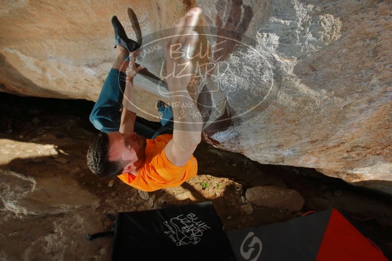Bouldering in Hueco Tanks on 01/29/2020 with Blue Lizard Climbing and Yoga
Filename: SRM_20200129_1707350.jpg
Aperture: f/8.0
Shutter Speed: 1/250
Body: Canon EOS-1D Mark II
Lens: Canon EF 16-35mm f/2.8 L