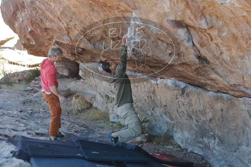 Bouldering in Hueco Tanks on 02/01/2020 with Blue Lizard Climbing and Yoga
Filename: SRM_20200201_1143030.jpg
Aperture: f/4.0
Shutter Speed: 1/250
Body: Canon EOS-1D Mark II
Lens: Canon EF 50mm f/1.8 II