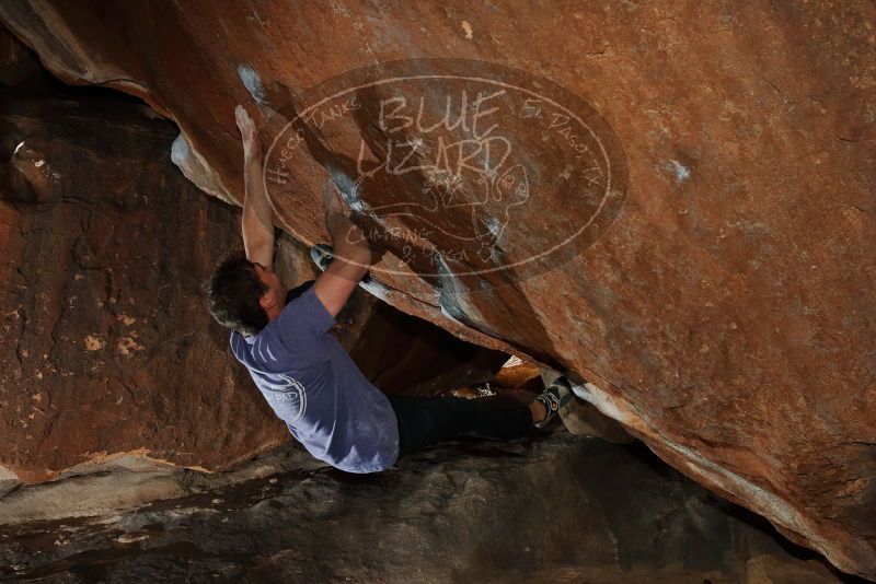 Bouldering in Hueco Tanks on 02/01/2020 with Blue Lizard Climbing and Yoga
Filename: SRM_20200201_1359560.jpg
Aperture: f/8.0
Shutter Speed: 1/250
Body: Canon EOS-1D Mark II
Lens: Canon EF 16-35mm f/2.8 L