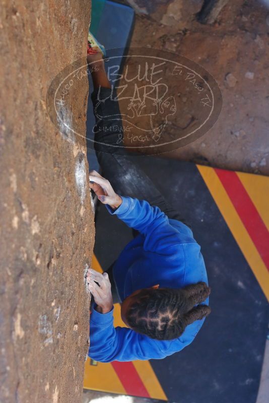 Bouldering in Hueco Tanks on 02/01/2020 with Blue Lizard Climbing and Yoga
Filename: SRM_20200201_1548320.jpg
Aperture: f/3.5
Shutter Speed: 1/320
Body: Canon EOS-1D Mark II
Lens: Canon EF 50mm f/1.8 II
