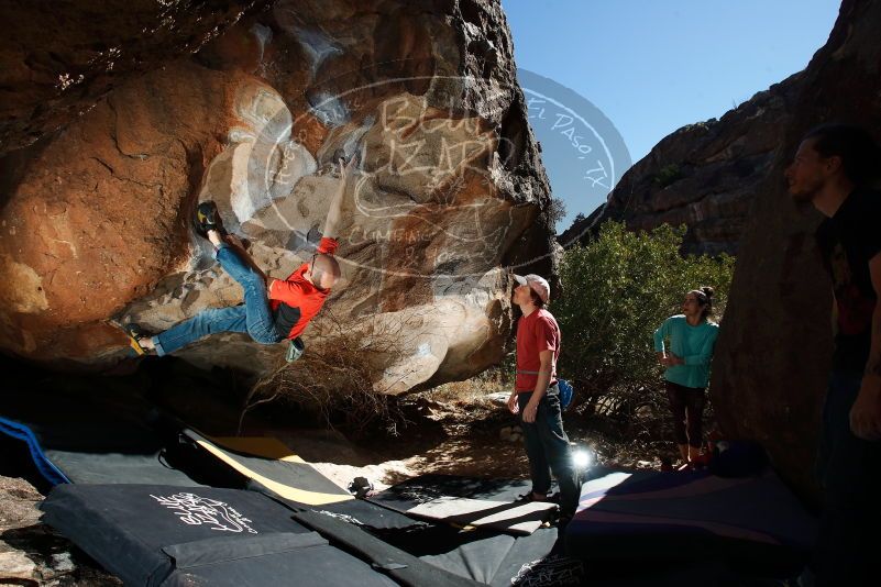 Bouldering in Hueco Tanks on 02/08/2020 with Blue Lizard Climbing and Yoga
Filename: SRM_20200208_1200540.jpg
Aperture: f/8.0
Shutter Speed: 1/250
Body: Canon EOS-1D Mark II
Lens: Canon EF 16-35mm f/2.8 L