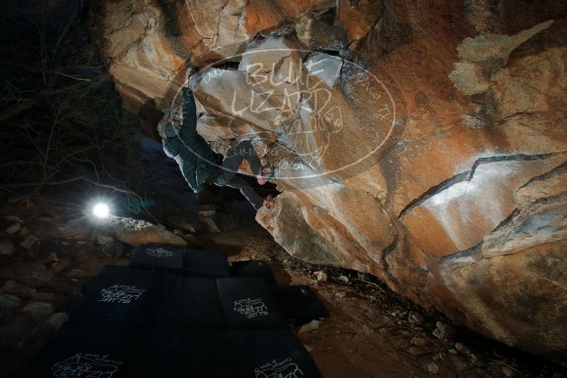 Bouldering in Hueco Tanks on 01/06/2020 with Blue Lizard Climbing and Yoga
Filename: SRM_20200106_1117230.jpg
Aperture: f/8.0
Shutter Speed: 1/250
Body: Canon EOS-1D Mark II
Lens: Canon EF 16-35mm f/2.8 L