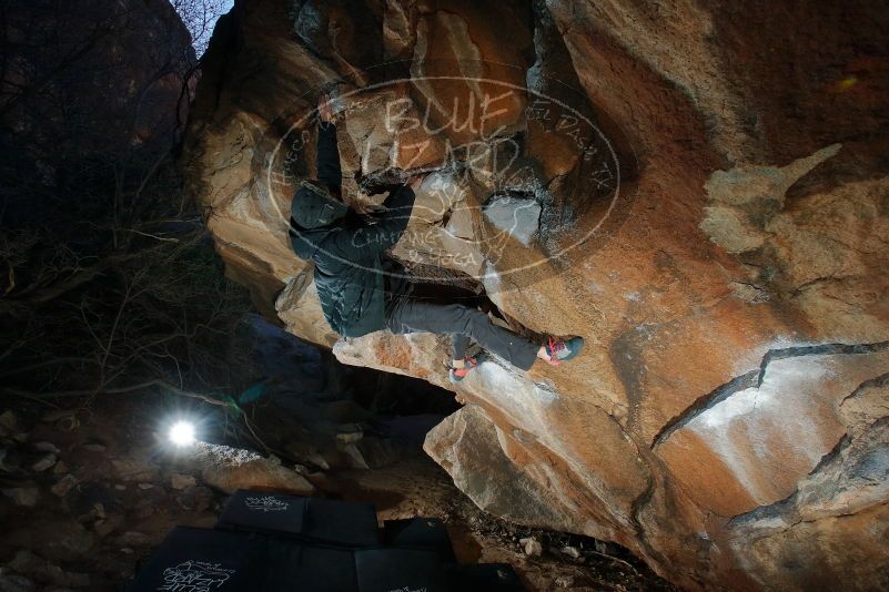 Bouldering in Hueco Tanks on 01/06/2020 with Blue Lizard Climbing and Yoga
Filename: SRM_20200106_1117430.jpg
Aperture: f/8.0
Shutter Speed: 1/250
Body: Canon EOS-1D Mark II
Lens: Canon EF 16-35mm f/2.8 L