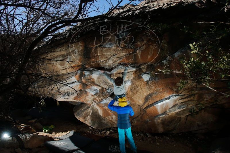 Bouldering in Hueco Tanks on 01/06/2020 with Blue Lizard Climbing and Yoga
Filename: SRM_20200106_1201570.jpg
Aperture: f/8.0
Shutter Speed: 1/250
Body: Canon EOS-1D Mark II
Lens: Canon EF 16-35mm f/2.8 L