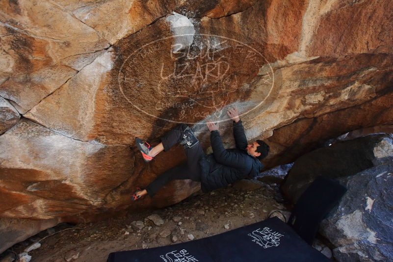 Bouldering in Hueco Tanks on 01/06/2020 with Blue Lizard Climbing and Yoga
Filename: SRM_20200106_1236140.jpg
Aperture: f/4.0
Shutter Speed: 1/250
Body: Canon EOS-1D Mark II
Lens: Canon EF 16-35mm f/2.8 L