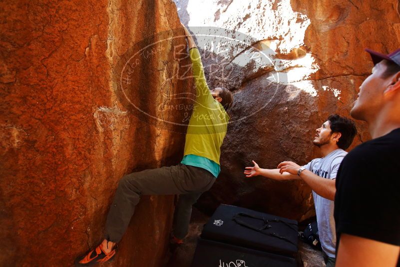 Bouldering in Hueco Tanks on 02/14/2020 with Blue Lizard Climbing and Yoga
Filename: SRM_20200214_1146360.jpg
Aperture: f/4.0
Shutter Speed: 1/250
Body: Canon EOS-1D Mark II
Lens: Canon EF 16-35mm f/2.8 L