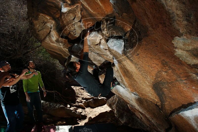 Bouldering in Hueco Tanks on 02/14/2020 with Blue Lizard Climbing and Yoga
Filename: SRM_20200214_1209080.jpg
Aperture: f/8.0
Shutter Speed: 1/250
Body: Canon EOS-1D Mark II
Lens: Canon EF 16-35mm f/2.8 L