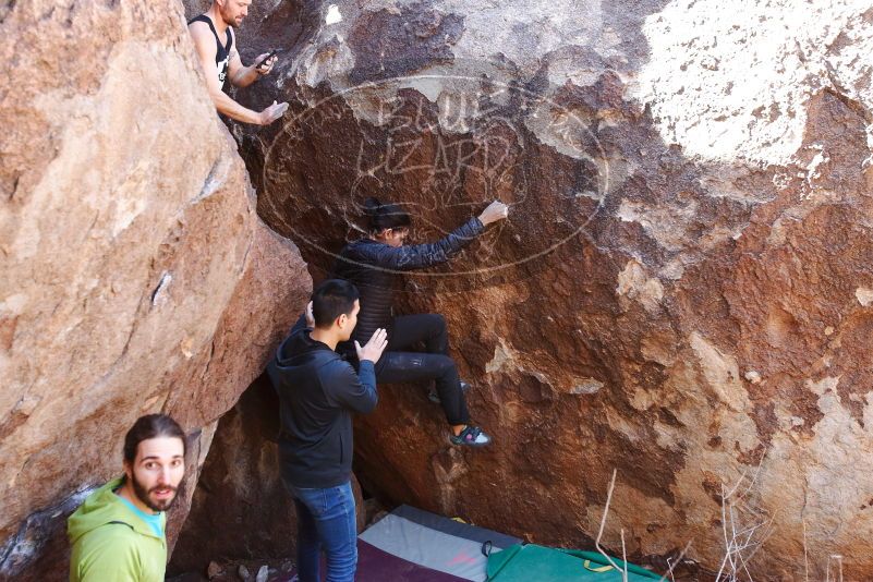 Bouldering in Hueco Tanks on 02/14/2020 with Blue Lizard Climbing and Yoga
Filename: SRM_20200214_1404240.jpg
Aperture: f/4.0
Shutter Speed: 1/250
Body: Canon EOS-1D Mark II
Lens: Canon EF 16-35mm f/2.8 L