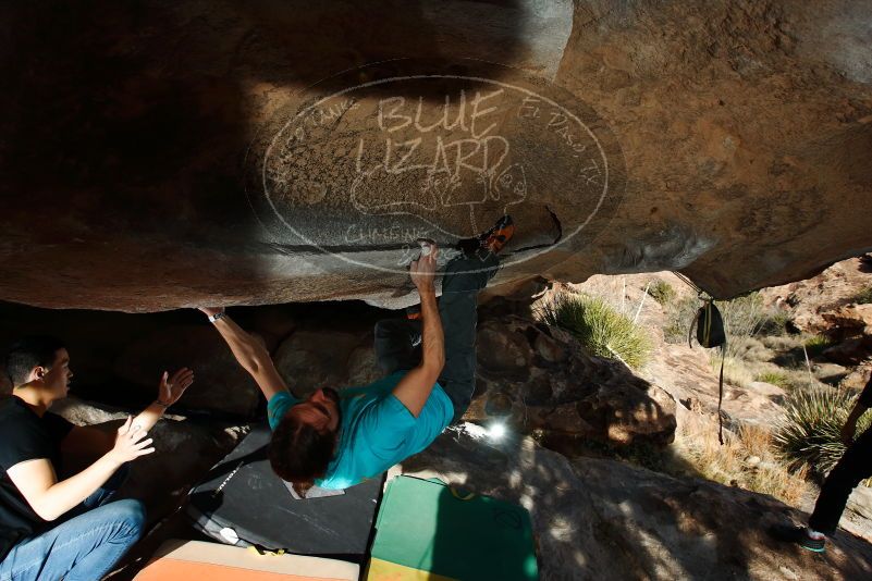 Bouldering in Hueco Tanks on 02/14/2020 with Blue Lizard Climbing and Yoga
Filename: SRM_20200214_1651170.jpg
Aperture: f/8.0
Shutter Speed: 1/250
Body: Canon EOS-1D Mark II
Lens: Canon EF 16-35mm f/2.8 L