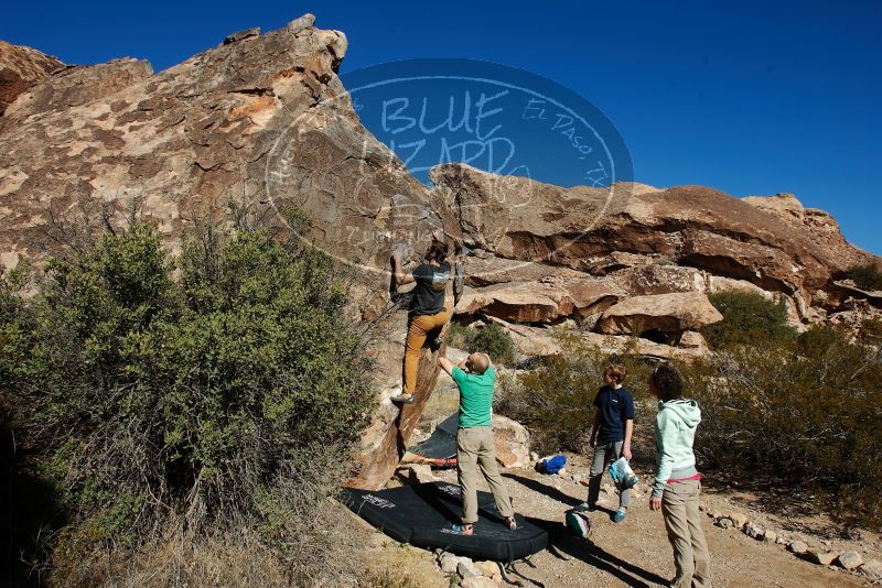 Bouldering in Hueco Tanks on 02/16/2020 with Blue Lizard Climbing and Yoga

Filename: SRM_20200216_1053480.jpg
Aperture: f/7.1
Shutter Speed: 1/500
Body: Canon EOS-1D Mark II
Lens: Canon EF 16-35mm f/2.8 L