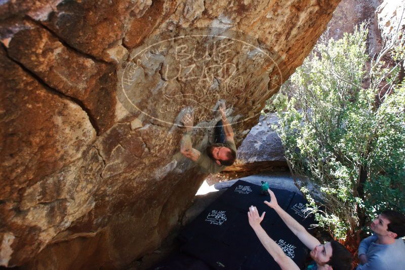 Bouldering in Hueco Tanks on 02/16/2020 with Blue Lizard Climbing and Yoga

Filename: SRM_20200216_1219400.jpg
Aperture: f/5.6
Shutter Speed: 1/250
Body: Canon EOS-1D Mark II
Lens: Canon EF 16-35mm f/2.8 L