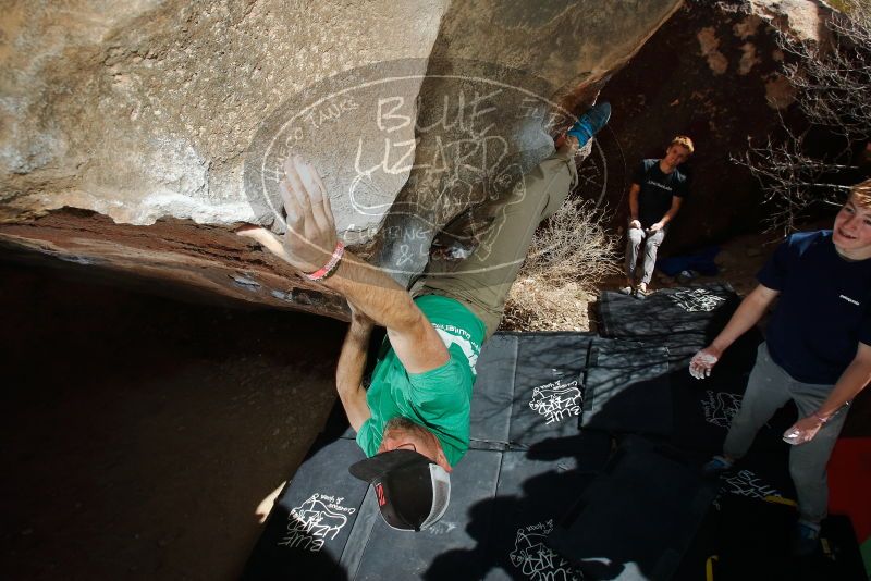 Bouldering in Hueco Tanks on 02/16/2020 with Blue Lizard Climbing and Yoga
Filename: SRM_20200216_1359560.jpg
Aperture: f/8.0
Shutter Speed: 1/250
Body: Canon EOS-1D Mark II
Lens: Canon EF 16-35mm f/2.8 L