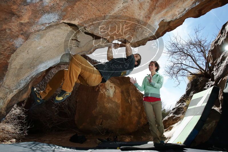 Bouldering in Hueco Tanks on 02/16/2020 with Blue Lizard Climbing and Yoga
Filename: SRM_20200216_1421410.jpg
Aperture: f/8.0
Shutter Speed: 1/250
Body: Canon EOS-1D Mark II
Lens: Canon EF 16-35mm f/2.8 L