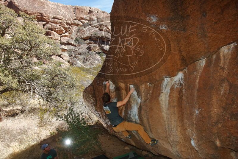 Bouldering in Hueco Tanks on 02/16/2020 with Blue Lizard Climbing and Yoga
Filename: SRM_20200216_1447120.jpg
Aperture: f/8.0
Shutter Speed: 1/250
Body: Canon EOS-1D Mark II
Lens: Canon EF 16-35mm f/2.8 L