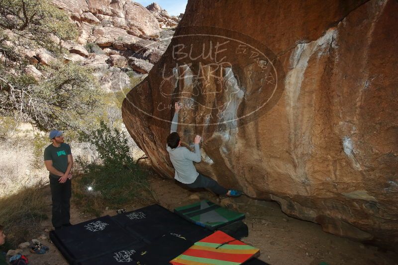 Bouldering in Hueco Tanks on 02/16/2020 with Blue Lizard Climbing and Yoga

Filename: SRM_20200216_1454520.jpg
Aperture: f/8.0
Shutter Speed: 1/250
Body: Canon EOS-1D Mark II
Lens: Canon EF 16-35mm f/2.8 L