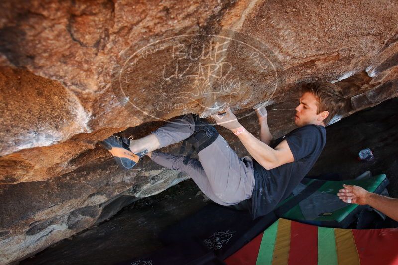 Bouldering in Hueco Tanks on 02/16/2020 with Blue Lizard Climbing and Yoga

Filename: SRM_20200216_1623460.jpg
Aperture: f/5.6
Shutter Speed: 1/250
Body: Canon EOS-1D Mark II
Lens: Canon EF 16-35mm f/2.8 L