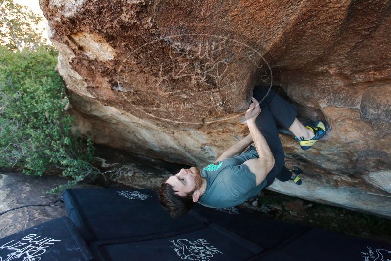 Bouldering in Hueco Tanks on 02/16/2020 with Blue Lizard Climbing and Yoga

Filename: SRM_20200216_1740360.jpg
Aperture: f/4.0
Shutter Speed: 1/250
Body: Canon EOS-1D Mark II
Lens: Canon EF 16-35mm f/2.8 L