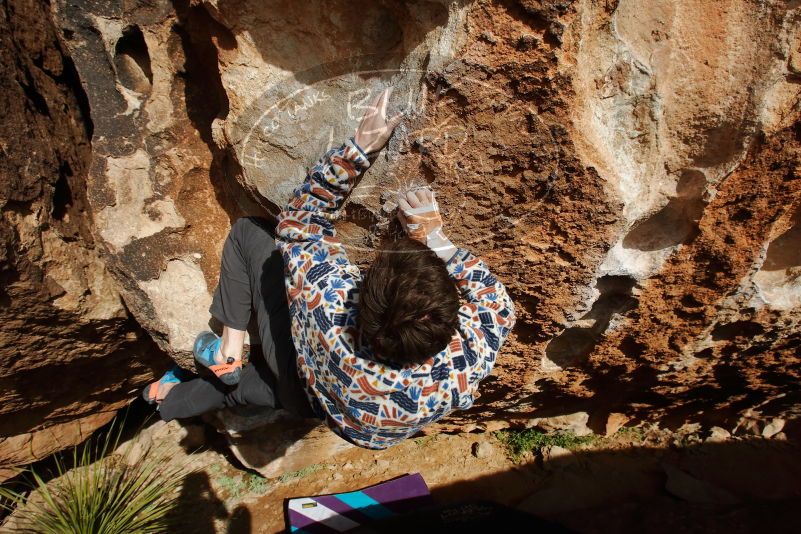 Bouldering in Hueco Tanks on 02/17/2020 with Blue Lizard Climbing and Yoga
Filename: SRM_20200217_1610090.jpg
Aperture: f/9.0
Shutter Speed: 1/500
Body: Canon EOS-1D Mark II
Lens: Canon EF 16-35mm f/2.8 L