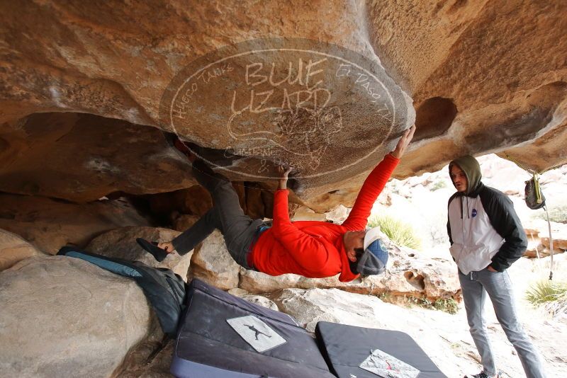 Bouldering in Hueco Tanks on 02/21/2020 with Blue Lizard Climbing and Yoga
Filename: SRM_20200221_1119060.jpg
Aperture: f/4.0
Shutter Speed: 1/250
Body: Canon EOS-1D Mark II
Lens: Canon EF 16-35mm f/2.8 L