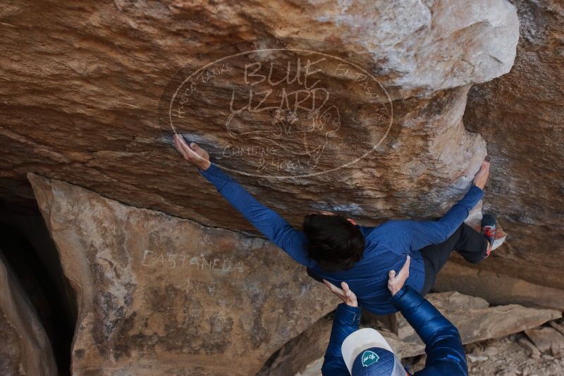 Bouldering in Hueco Tanks on 02/21/2020 with Blue Lizard Climbing and Yoga
Filename: SRM_20200221_1146450.jpg
Aperture: f/4.5
Shutter Speed: 1/250
Body: Canon EOS-1D Mark II
Lens: Canon EF 16-35mm f/2.8 L