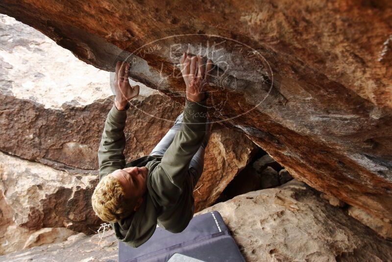 Bouldering in Hueco Tanks on 02/21/2020 with Blue Lizard Climbing and Yoga
Filename: SRM_20200221_1416270.jpg
Aperture: f/5.0
Shutter Speed: 1/320
Body: Canon EOS-1D Mark II
Lens: Canon EF 16-35mm f/2.8 L