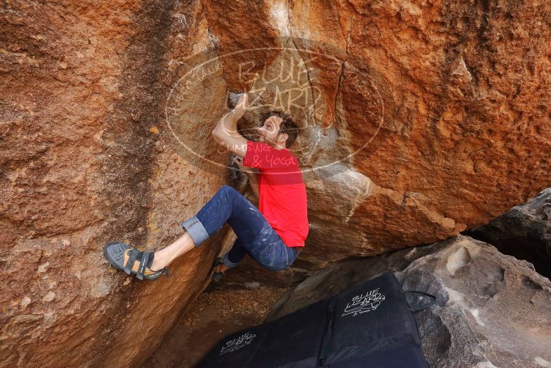 Bouldering in Hueco Tanks on 02/28/2020 with Blue Lizard Climbing and Yoga

Filename: SRM_20200228_1241560.jpg
Aperture: f/7.1
Shutter Speed: 1/250
Body: Canon EOS-1D Mark II
Lens: Canon EF 16-35mm f/2.8 L
