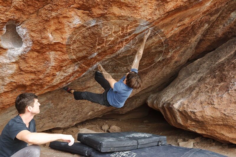 Bouldering in Hueco Tanks on 02/28/2020 with Blue Lizard Climbing and Yoga
Filename: SRM_20200228_1447430.jpg
Aperture: f/6.3
Shutter Speed: 1/250
Body: Canon EOS-1D Mark II
Lens: Canon EF 16-35mm f/2.8 L