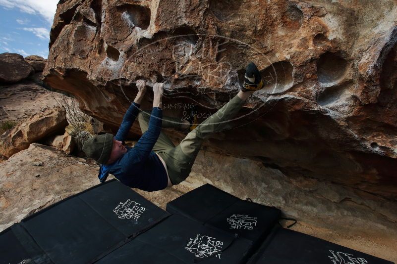 Bouldering in Hueco Tanks on 02/29/2020 with Blue Lizard Climbing and Yoga
Filename: SRM_20200229_1137310.jpg
Aperture: f/8.0
Shutter Speed: 1/250
Body: Canon EOS-1D Mark II
Lens: Canon EF 16-35mm f/2.8 L