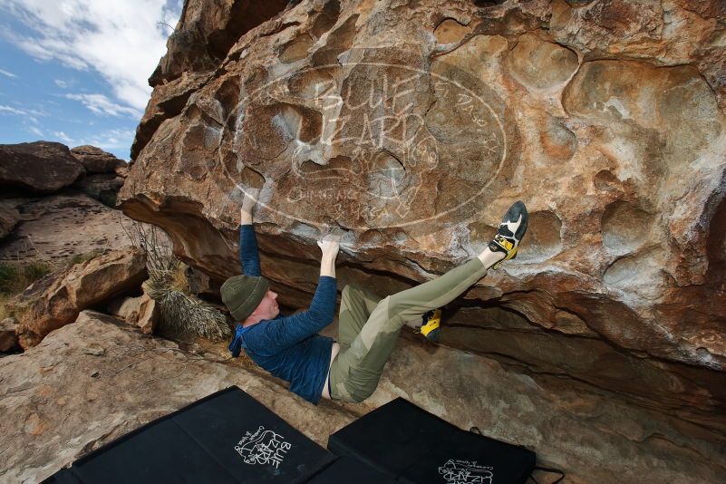 Bouldering in Hueco Tanks on 02/29/2020 with Blue Lizard Climbing and Yoga
Filename: SRM_20200229_1137380.jpg
Aperture: f/8.0
Shutter Speed: 1/250
Body: Canon EOS-1D Mark II
Lens: Canon EF 16-35mm f/2.8 L
