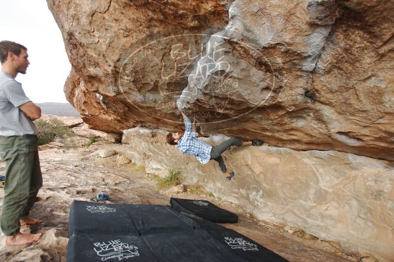 Bouldering in Hueco Tanks on 02/29/2020 with Blue Lizard Climbing and Yoga
Filename: SRM_20200229_1657370.jpg
Aperture: f/4.0
Shutter Speed: 1/400
Body: Canon EOS-1D Mark II
Lens: Canon EF 16-35mm f/2.8 L