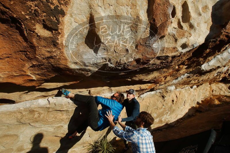Bouldering in Hueco Tanks on 02/29/2020 with Blue Lizard Climbing and Yoga
Filename: SRM_20200229_1801140.jpg
Aperture: f/7.1
Shutter Speed: 1/400
Body: Canon EOS-1D Mark II
Lens: Canon EF 16-35mm f/2.8 L
