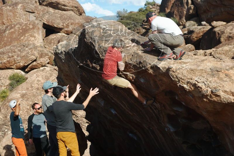 Bouldering in Hueco Tanks on 03/07/2020 with Blue Lizard Climbing and Yoga
Filename: SRM_20200307_1659520.jpg
Aperture: f/4.0
Shutter Speed: 1/1000
Body: Canon EOS-1D Mark II
Lens: Canon EF 50mm f/1.8 II