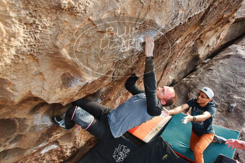 Bouldering in Hueco Tanks on 03/07/2020 with Blue Lizard Climbing and Yoga
Filename: SRM_20200307_1803290.jpg
Aperture: f/4.5
Shutter Speed: 1/250
Body: Canon EOS-1D Mark II
Lens: Canon EF 16-35mm f/2.8 L