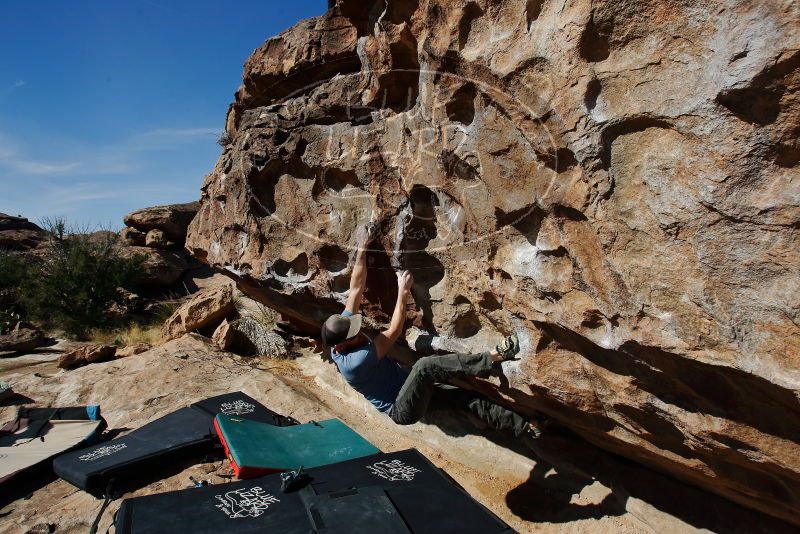 Bouldering in Hueco Tanks on 03/06/2020 with Blue Lizard Climbing and Yoga

Filename: SRM_20200306_1107400.jpg
Aperture: f/7.1
Shutter Speed: 1/500
Body: Canon EOS-1D Mark II
Lens: Canon EF 16-35mm f/2.8 L